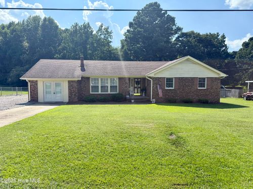 4631 Windsor Rd, Elm City, NC, 27822-8388 | Card Image