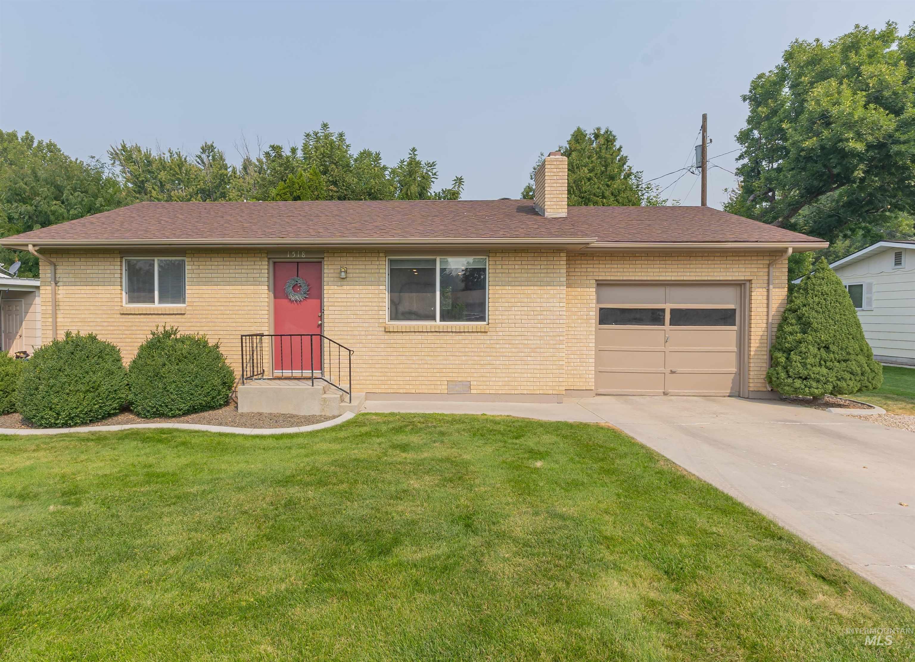 Dakota Ave, Nampa, ID 83686