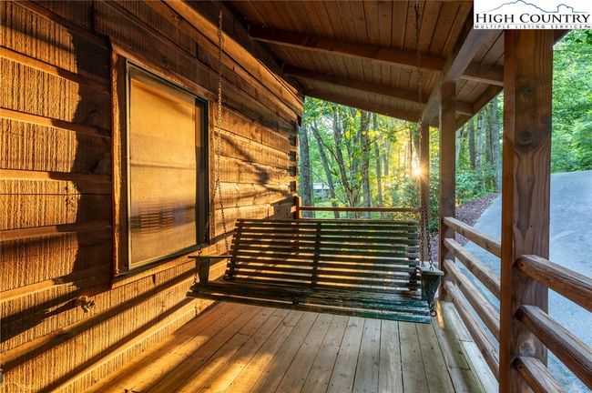170 Mountain Laurel Ln, House other with 2 bedrooms, 4 bathrooms and null parking in Blowing Rock NC | Image 6