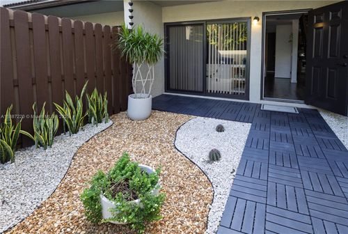 apt-2-15365 Sw 104th Ter, Miami, FL, 33196-2713 | Card Image