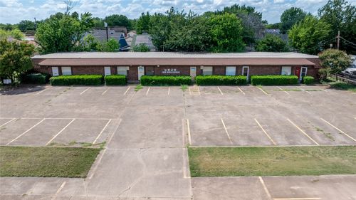 109 S Story Rd, Irving, TX, 75060-2382 | Card Image