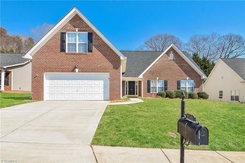 583 Caladium Ct, Kernersville, NC, 27284-9060 | Card Image