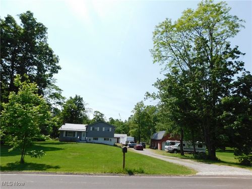 2547 Industry Rd, Atwater, OH, 44201-9335 | Card Image