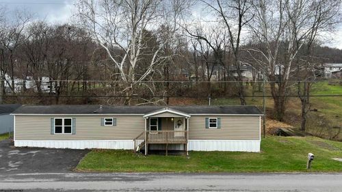 84 Benedum Run Rd, Bridgeport, WV, 26330-7003 | Card Image