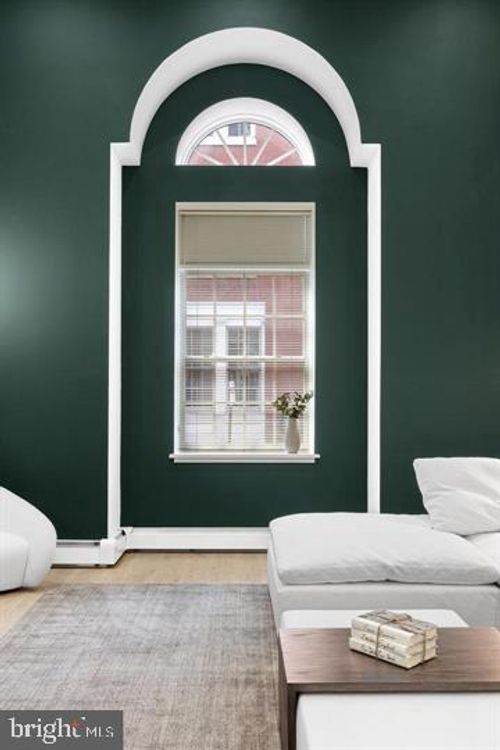 104-211 S 4th St, PHILADELPHIA, PA, 19106 | Card Image