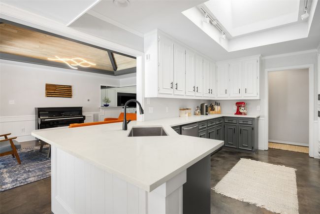 2562 Primrose Dr, House other with 3 bedrooms, 3 bathrooms and null parking in Richardson TX | Image 12