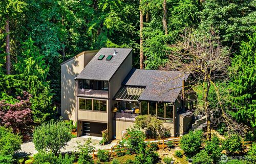 9426 Se 52nd Street, Mercer Island, WA, 98040 | Card Image