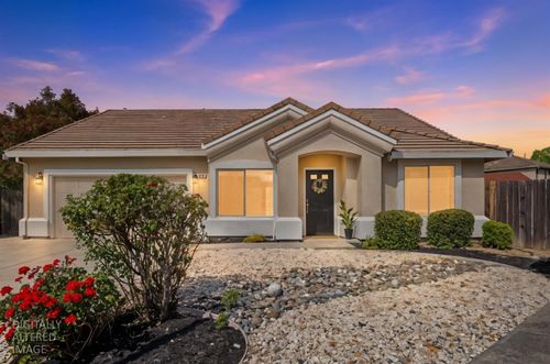 28 Cayucos Ct, Roseville, CA, 95678-1090 | Card Image