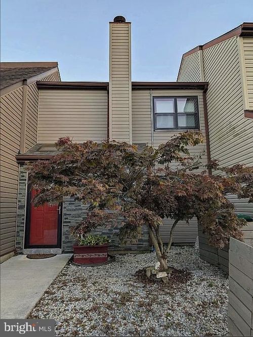 161 Valley Cir, NEWARK, DE, 19711-8711 | Card Image