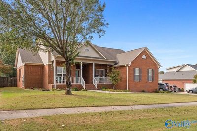 106 Fox Run Drive, House other with 3 bedrooms, 2 bathrooms and null parking in Meridianville AL | Image 2