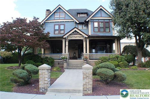 516 Walnut Street, Catasauqua Boro, PA, 18032 | Card Image