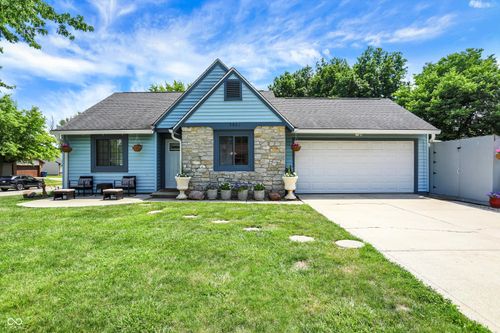 5821 Pemberly Dr, Indianapolis, IN, 46221-4842 | Card Image