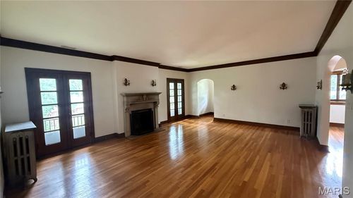 2nd-8368 Big Bend Boulevard, Webster Groves, MO, 63119 | Card Image