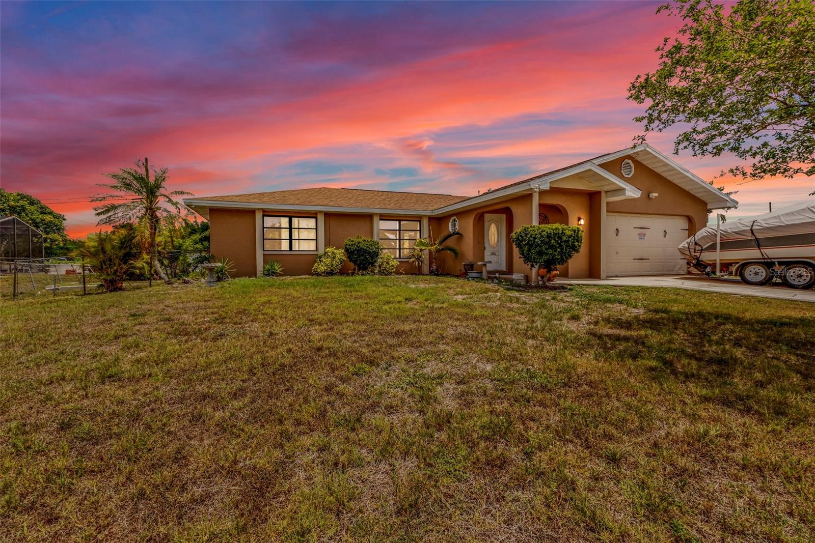 Residential in PORT CHARLOTTE 3