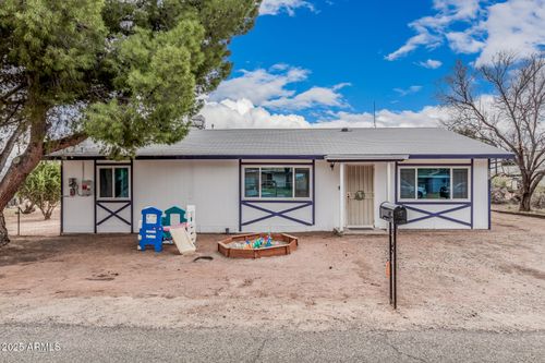4585 E Valley Ln, Rimrock, AZ, 86335-5805 | Card Image