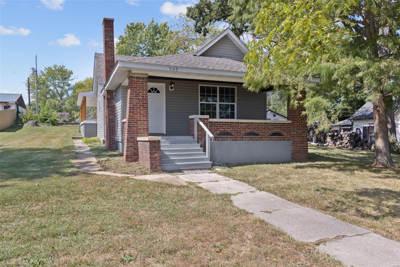 Jackson St, Desloge, MO 63601