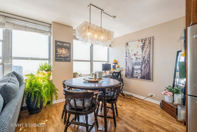 APT-5003 - 655 W Irving Park Rd, Condo with 1 bedrooms, 1 bathrooms and 1 parking in Chicago IL | Image 8