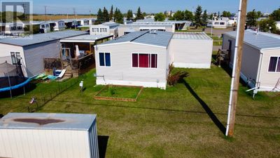 99 - 5308 57 St, House other with 3 bedrooms, 1 bathrooms and 3 parking in Lloydminster AB | Image 3