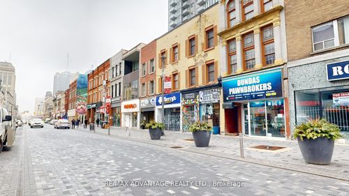 rear-175R Dundas St, London, ON, N6A1G4 | Card Image