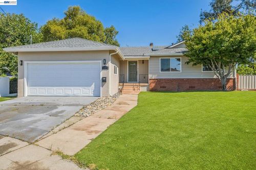 24818 Saint Luke Ct, Hayward, CA, 94541-5603 | Card Image