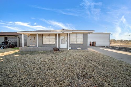3700 Boulder Dr, Big Spring, TX, 79720-7331 | Card Image