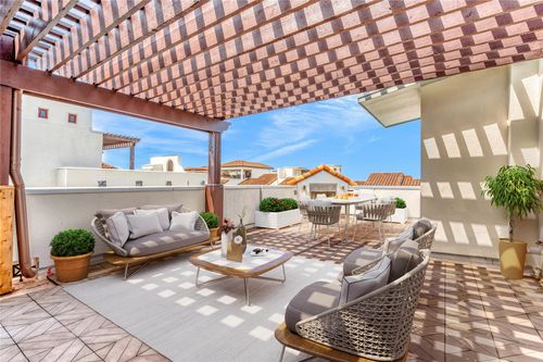 5219 Calle Cordoba Pl, Houston, TX, 77007-1163 | Card Image