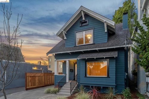 480 61st St, Oakland, CA, 94609-1348 | Card Image