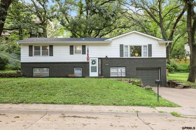 1702 Washington Street, House other with 3 bedrooms, 1 bathrooms and 1 parking in Bellevue NE | Image 1