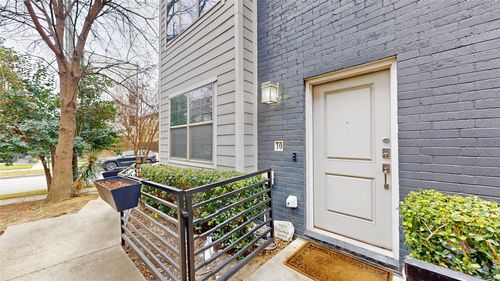 10-5811 Bryan Pkwy, Dallas, TX, 75206-8719 | Card Image