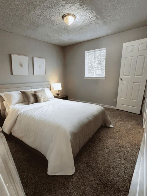 apt-2-9745 Long Point Rd, Houston, TX, 77055-4243 | Card Image