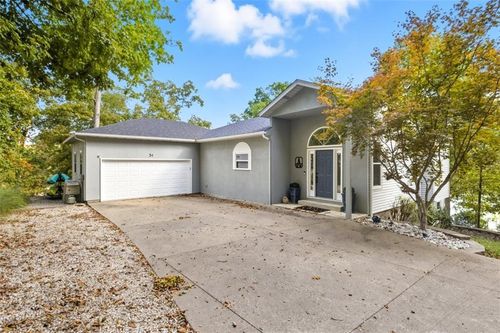 31 Good Oak Dr, Lake Ozark, MO, 65049-6785 | Card Image