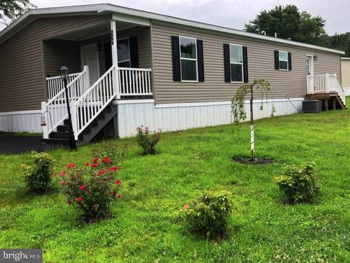 113 Mountain Village Dr, MACUNGIE, PA, 18062-9256 | Card Image