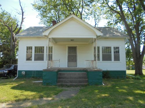 35080 Hengesbach Dr, Clinton Township, MI, 48035-2859 | Card Image