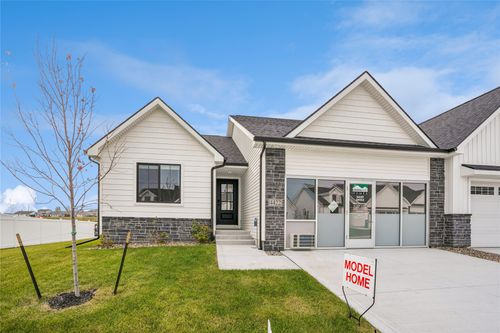 4422 Nw Olivia Ln, Ankeny, IA, 50021 | Card Image
