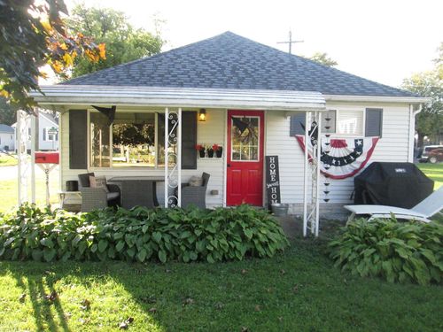 234 S Belle River Road, Marine City, MI, 48039 | Card Image