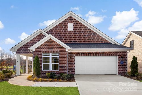 3089 Founding Fathers Dr, Gastonia, NC, 28056-8735 | Card Image