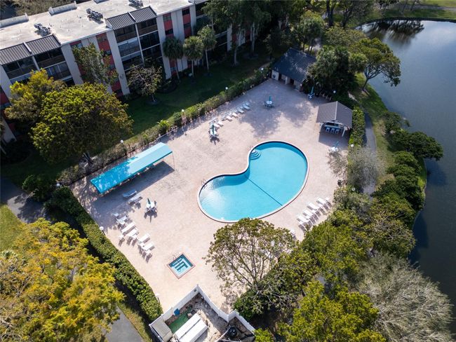 APT-803 - 2206 S Cypress Bend Dr, Condo with 2 bedrooms, 2 bathrooms and null parking in Pompano Beach FL | Image 8