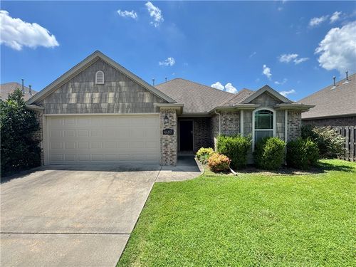 4687 W Croft Dr, Fayetteville, AR, 72704-5036 | Card Image
