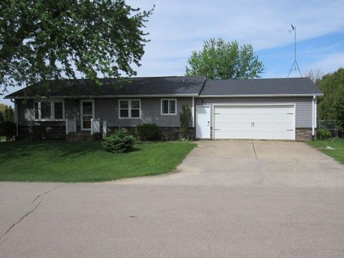 21121 Western Dr, Monticello, IA, 52310-7511 | Card Image