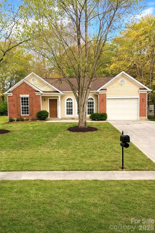 3879 Griers Fork Drive, Charlotte, NC, 28273 | Card Image