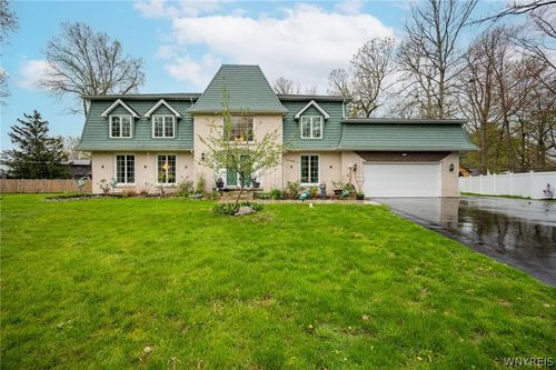23 Fennec Ln, East Amherst, NY, 14051-1827 | Card Image