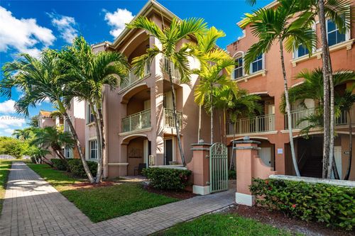 apt-638-6670 Nw 114th Ave, Doral, FL, 33178-4599 | Card Image