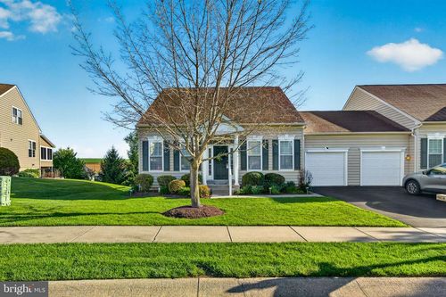 131 Augusta Dr, HONEY BROOK, PA, 19344-8611 | Card Image