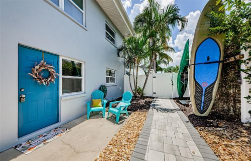 apt-11-2186 Edythe Dr, DUNEDIN, FL, 34698-2556 | Card Image