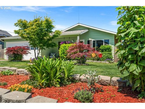 1607 23rd Ave, Forest Grove, OR, 97116-1649 | Card Image