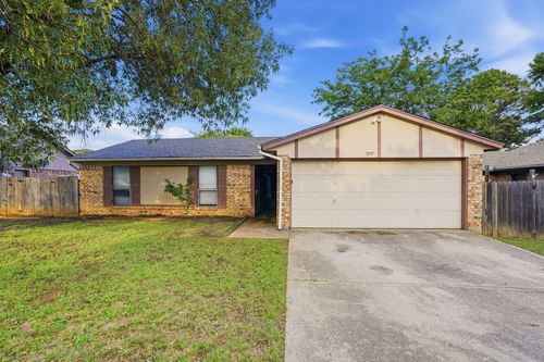 5717 Cedar Ridge Drive, Arlington, TX, 76017 | Card Image