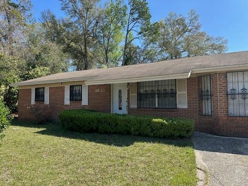 3521 Larkway Street, Tallahassee, FL, 32305 | Card Image
