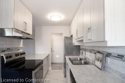 501-579 Clare Ave, Welland, ON, L3C3B7 | Card Image