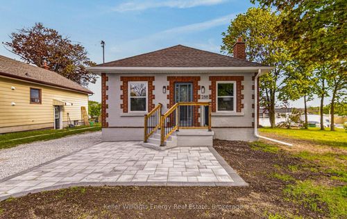 288 Hillside Ave, Oshawa, ON, L1J1T3 | Card Image