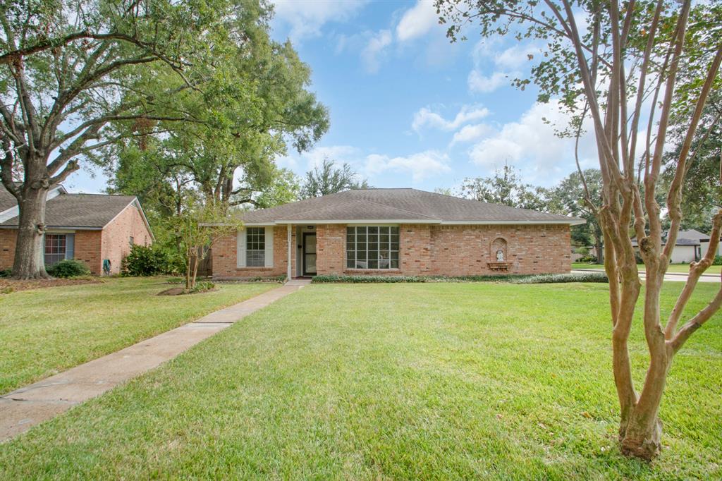 2002 Silverpines Road, For Sale in Houston Zoocasa